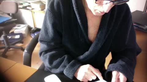 Amor2200 online show from 01/31/25, 08:54