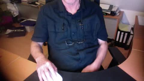 Amor2200 online show from 09/28/25, 06:13