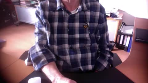 Snapshot of amor2200 chatting on 11/26/25, 09:54 Amor2200 online show from 11/26/25, 09:54