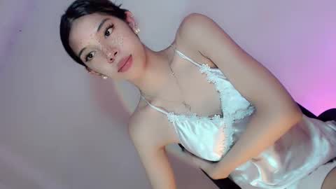 Snapshot of amor_pleasure chatting on 01/07/25, 06:16 Belle Tylor online show from 01/07/25, 06:16