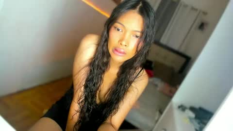 Prinsesa online show from 02/21/25, 01:22