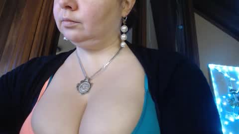 amorelara online show from 12/03/24, 09:44