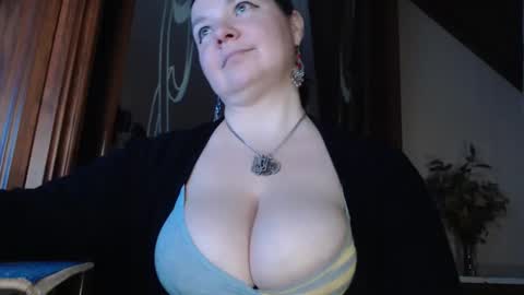 amorelara online show from 02/01/25, 01:51