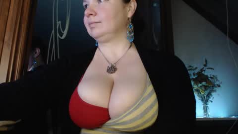 amorelara online show from 02/16/25, 03:26