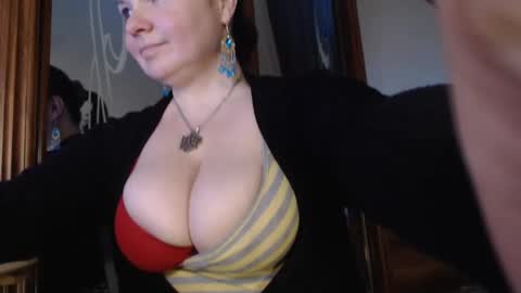 amorelara online show from 02/16/25, 06:32