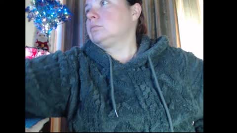 Snapshot of amorelara chatting on 10/13/25, 08:25 amorelara online show from 10/13/25, 08:25