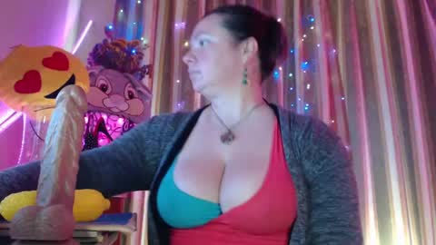 amorelara online show from 04/27/26, 07:50