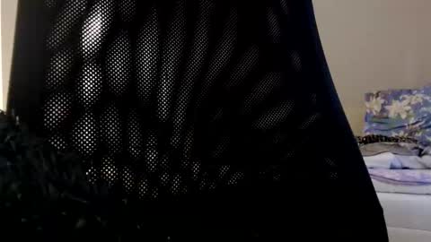 Snapshot of amoremeoww chatting on 12/30/24, 09:05 miss unforgettable online show from 12/30/24, 09:05