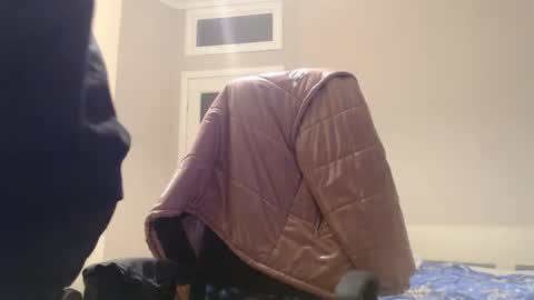 Snapshot of amoremeoww chatting on 01/21/25, 02:26 miss unforgettable online show from 01/21/25, 02:26