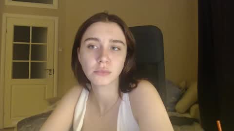 Snapshot of amoremeoww chatting on 01/25/25, 04:46 miss unforgettable online show from 01/25/25, 04:46