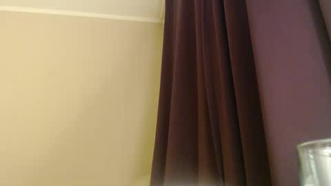 Snapshot of amoremeoww chatting on 01/28/25, 08:58 miss unforgettable online show from 01/28/25, 08:58