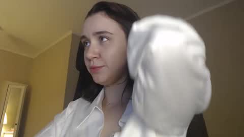 Snapshot of amoremeoww chatting on 02/09/25, 07:38 miss unforgettable online show from 02/09/25, 07:38