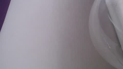 Snapshot of amoremeoww chatting on 02/14/25, 07:28 miss unforgettable online show from 02/14/25, 07:28