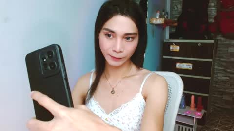 Tina online show from 11/17/25, 02:01