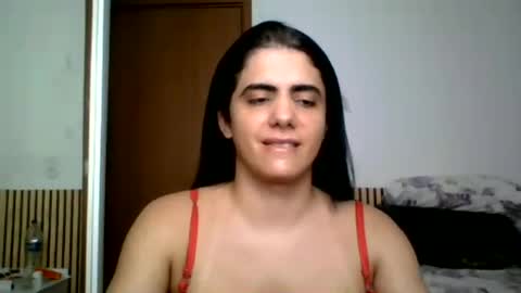 amputeeluna online show from 07/04/26, 07:09