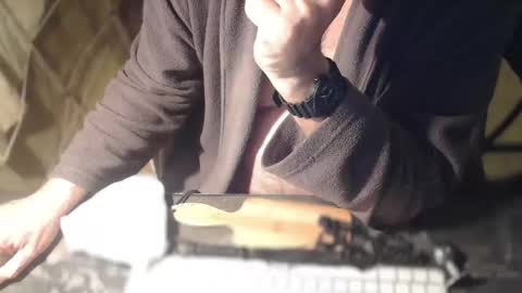 Snapshot of amslave4f chatting on 09/25/25, 04:05 amslave4f online show from 09/25/25, 04:05