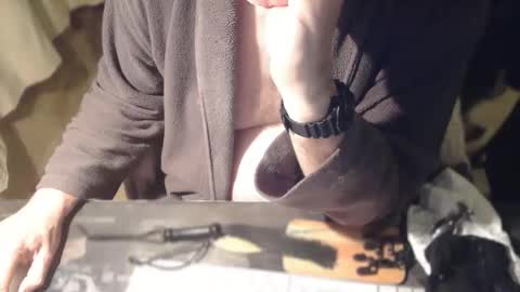 Snapshot of amslave4f chatting on 10/16/25, 03:18 amslave4f online show from 10/16/25, 03:18