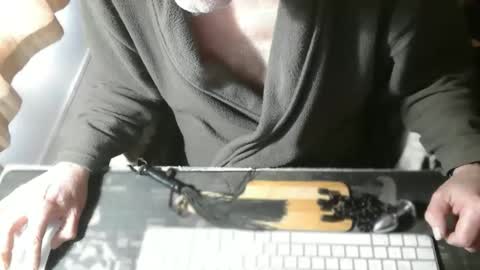 amslave4f online show from 05/04/26, 12:01