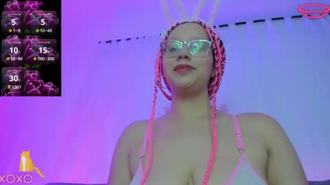 Snapshot of amunet_03 chatting on 09/14/25, 01:05 Amunet online show from 09/14/25, 01:05