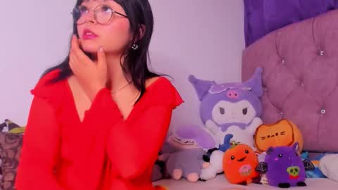 Snapshot of amy__a chatting on 01/17/26, 07:02 tatiana 3 online show from 01/17/26, 07:02
