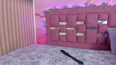 amy__rose_ online show from 10/22/25, 03:07