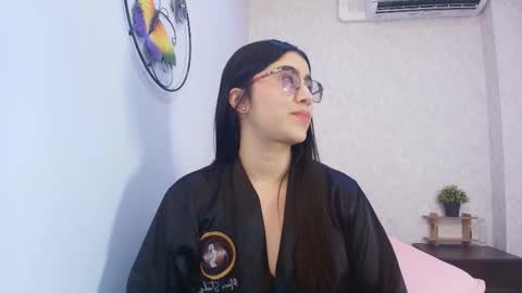 amy__wats0n online show from 10/22/25, 07:13