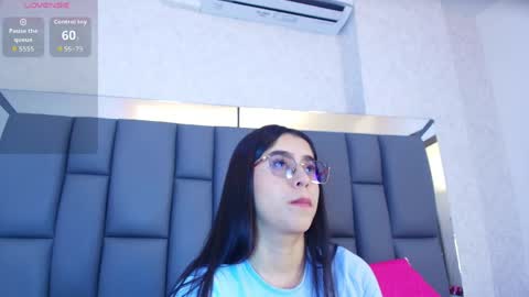 amy__wats0n online show from 04/10/26, 07:18