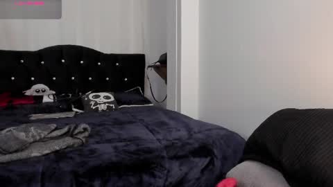Amy online show from 06/16/26, 02:09