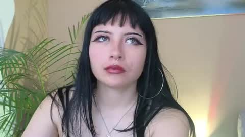 Snapshot of amy_bat chatting on 06/10/26, 02:38 amy_bat online show from 06/10/26, 02:38