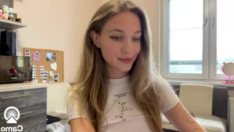 Snapshot of amy_chill chatting on 11/11/25, 11:10 Amy Chill online show from 11/11/25, 11:10