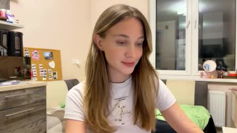 Snapshot of amy_chill chatting on 12/01/25, 06:35 Amy Chill online show from 12/01/25, 06:35