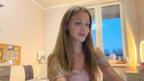 Snapshot of amy_chill chatting on 07/29/26, 06:50 Amy Chill online show from 07/29/26, 06:50