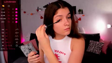 Amy online show from 11/06/25, 08:48