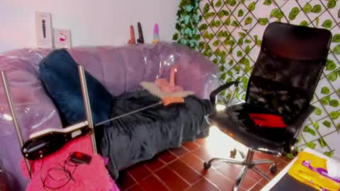 Amy Hoy69 online show from 05/28/26, 04:10