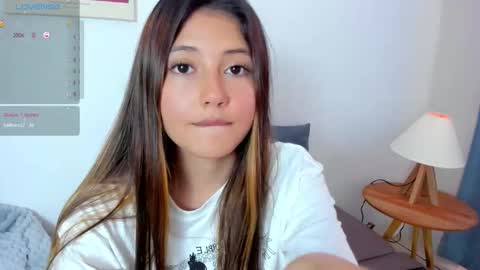 Snapshot of amy_innocent_ chatting on 11/17/25, 08:14 Amy online show from 11/17/25, 08:14