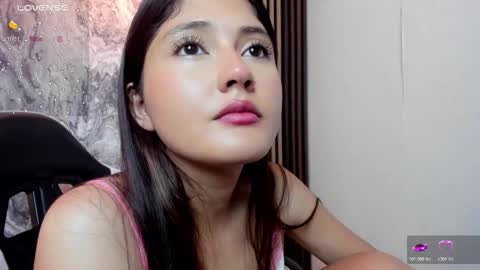 Snapshot of amy_innocent_ chatting on 12/19/25, 08:05 Amy online show from 12/19/25, 08:05