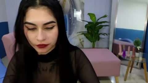 Snapshot of amy_lovelydoll chatting on 06/11/26, 12:32 Amy online show from 06/11/26, 12:32