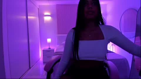 Emily online show from 12/03/24, 06:49