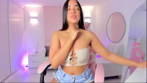 Emily online show from 01/16/25, 01:36