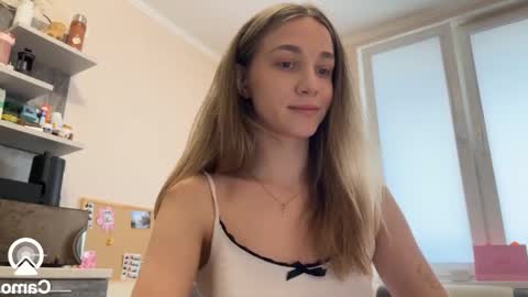 Snapshot of amy_meoww chatting on 03/10/25, 11:42 amy_meoww online show from 03/10/25, 11:42