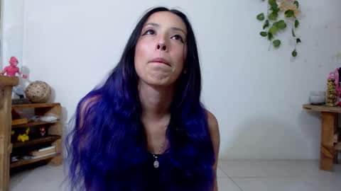 Snapshot of amy_mur chatting on 10/13/25, 05:46 amy mur online show from 10/13/25, 05:46