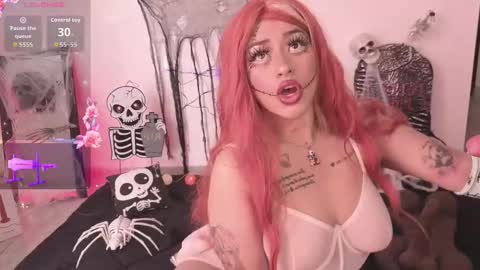 Little Slut Nicolee online show from 10/05/25, 03:54