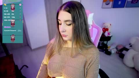 Snapshot of amy_ross1 chatting on 11/27/25, 05:59 Daniela M online show from 11/27/25, 05:59