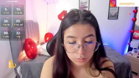 Amy sophia 3 online show from 02/12/25, 02:32