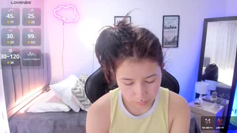 Amy sophia 3 online show from 03/10/25, 01:43