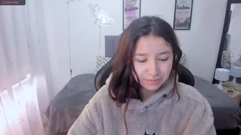 Amy sophia 3 online show from 10/13/25, 01:11