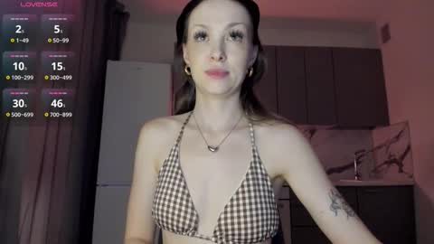 Snapshot of amy_sparkle chatting on 10/09/25, 11:14 Miriam online show from 10/09/25, 11:14