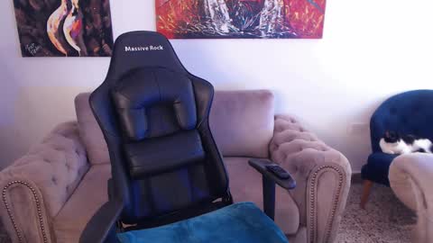 Snapshot of amy_stiward chatting on 03/02/25, 06:08 Mia Cristancho online show from 03/02/25, 06:08