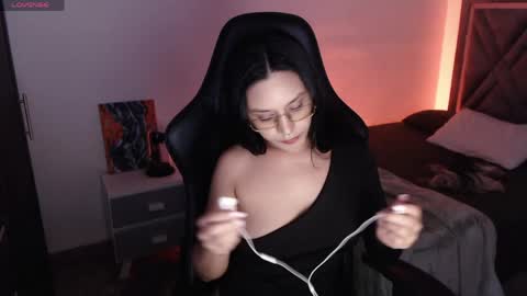 Mia Cristancho online show from 05/23/26, 08:46