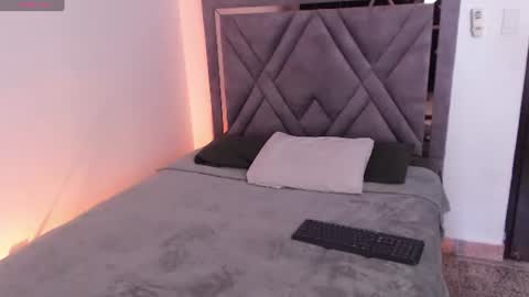 Mia Cristancho online show from 06/18/26, 07:07